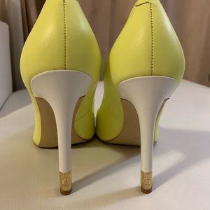 Women’s dress shoes